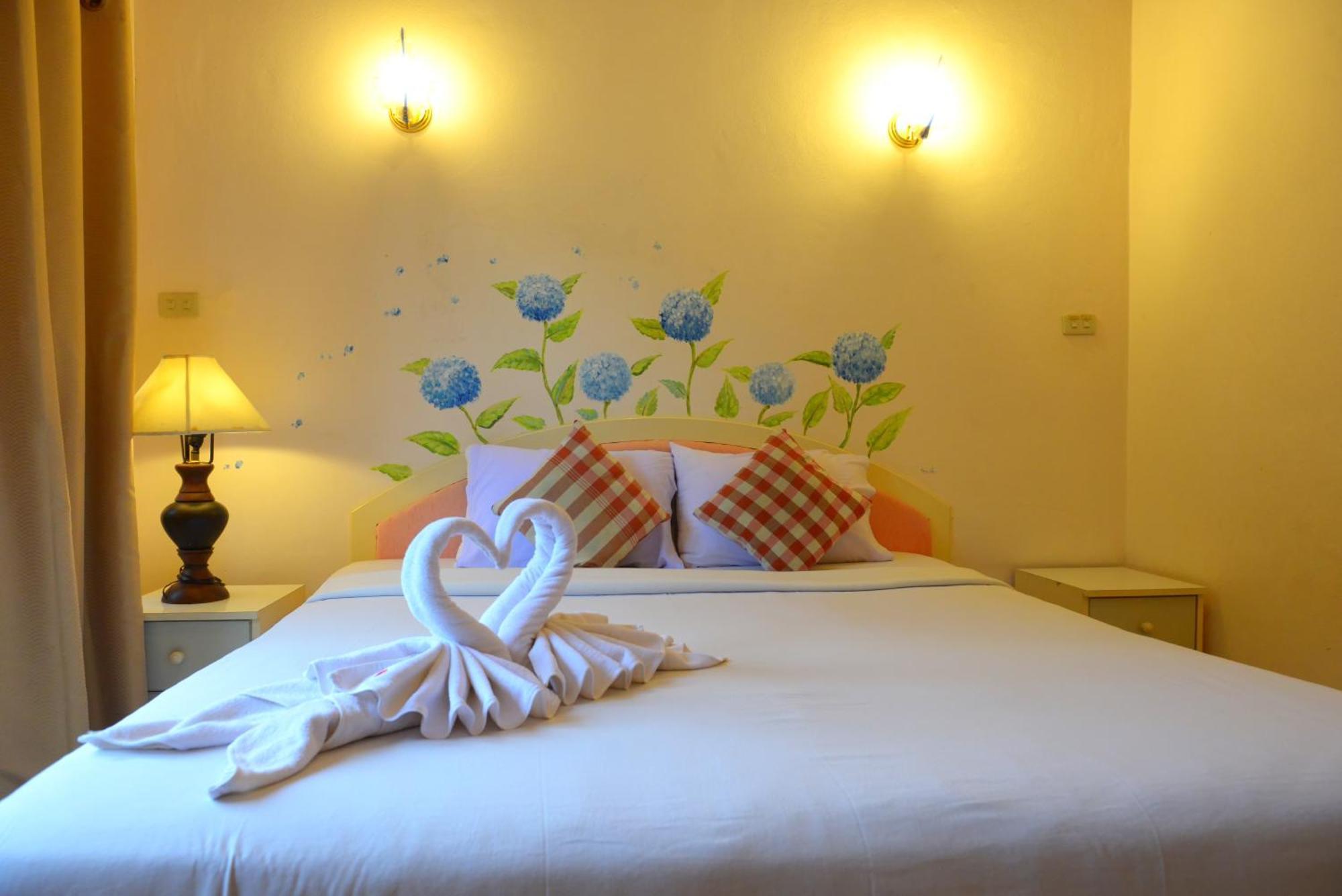 לואי Phurua Bussaba Resort & Spa מראה חיצוני תמונה