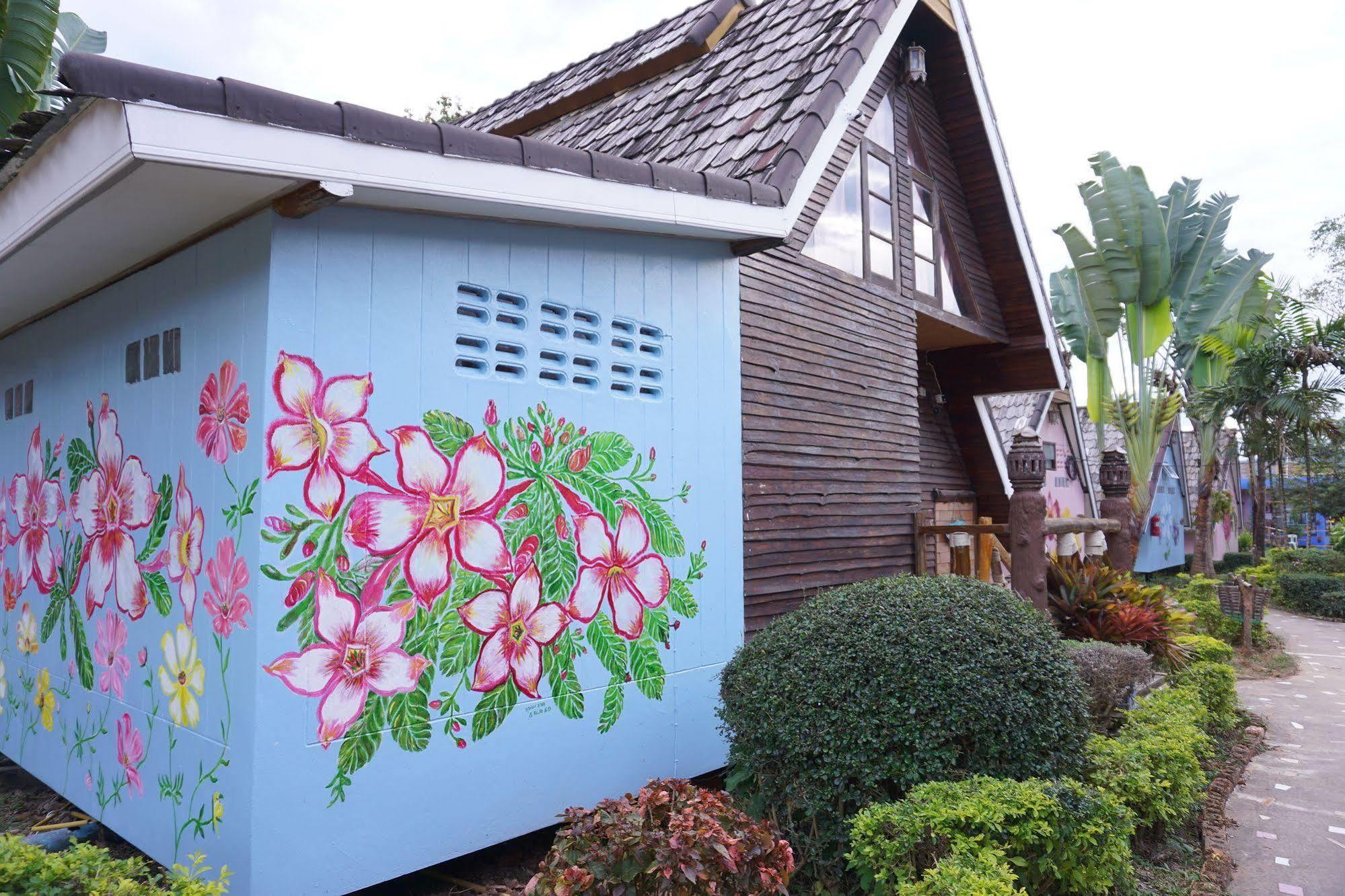 לואי Phurua Bussaba Resort & Spa מראה חיצוני תמונה