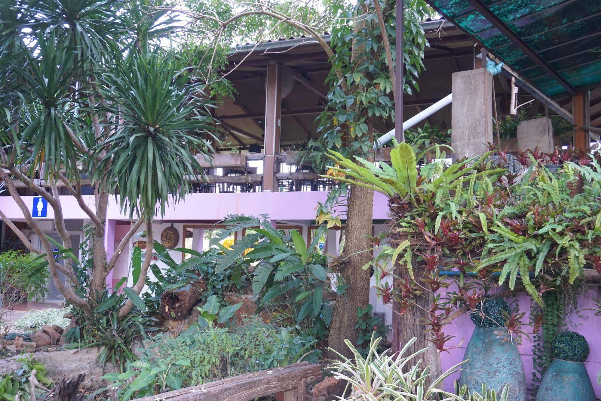 לואי Phurua Bussaba Resort & Spa מראה חיצוני תמונה
