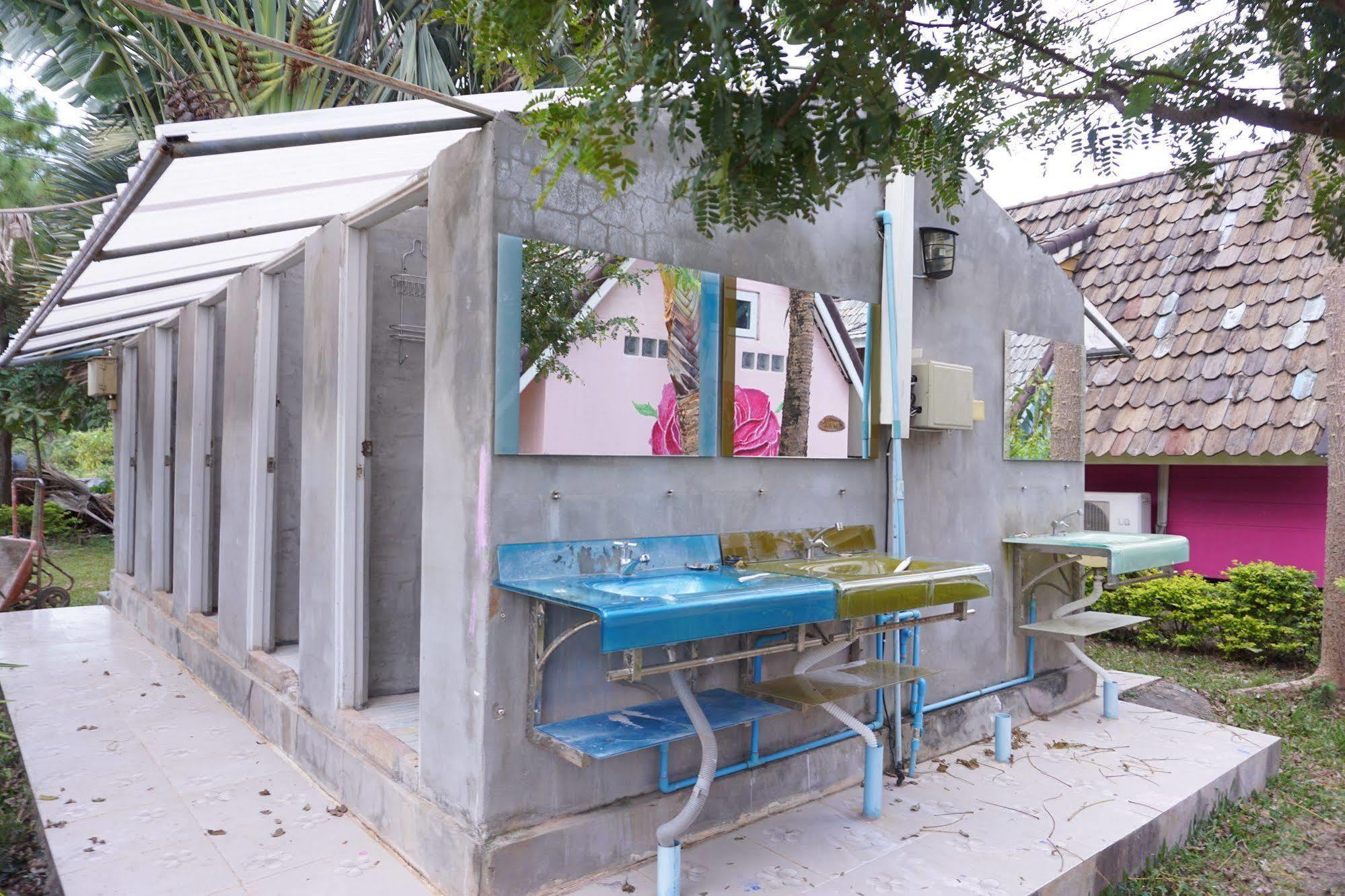 לואי Phurua Bussaba Resort & Spa מראה חיצוני תמונה