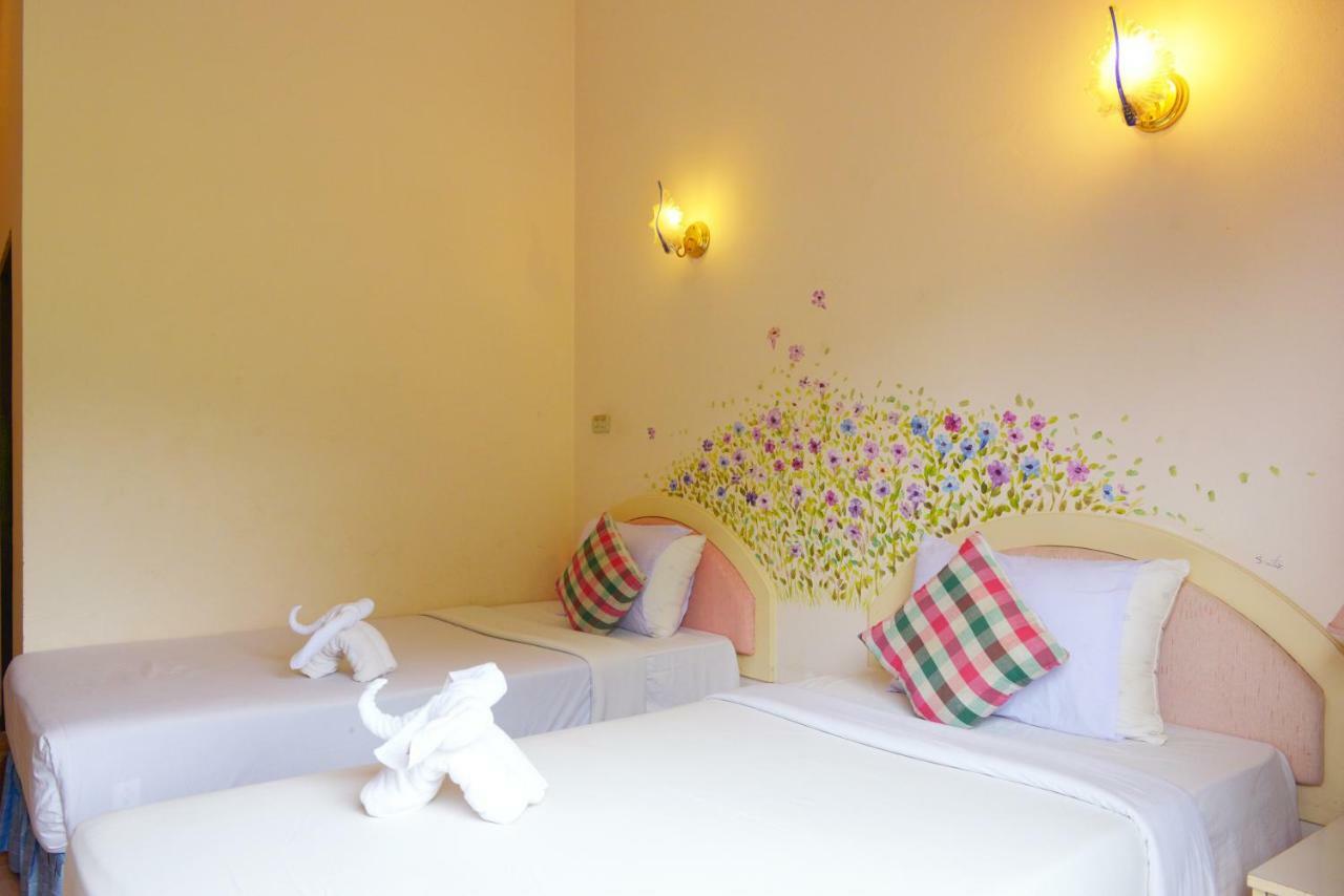 לואי Phurua Bussaba Resort & Spa מראה חיצוני תמונה